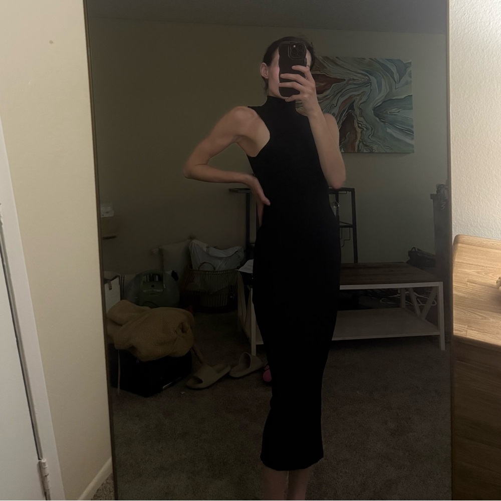 PrettyLittleThing Black Ribbed High Neck Midi Dress